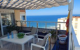 Spectacular Views Penthouse In 1St Line Beach